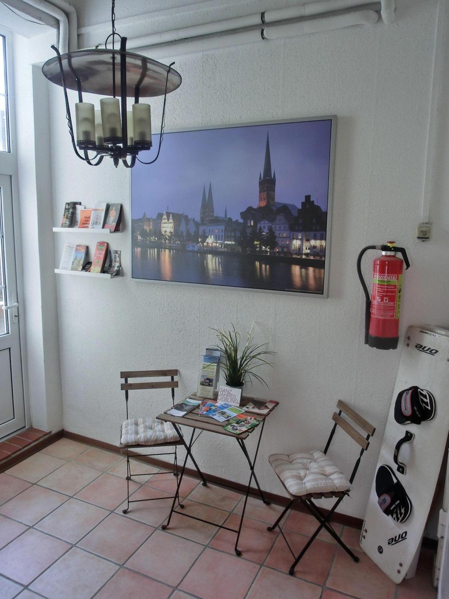 1-Zimmer-Apartment-2-Hochparterre Lübeck Exteriér fotografie